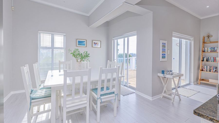 3 Bedroom Property for Sale in Struisbaai Western Cape